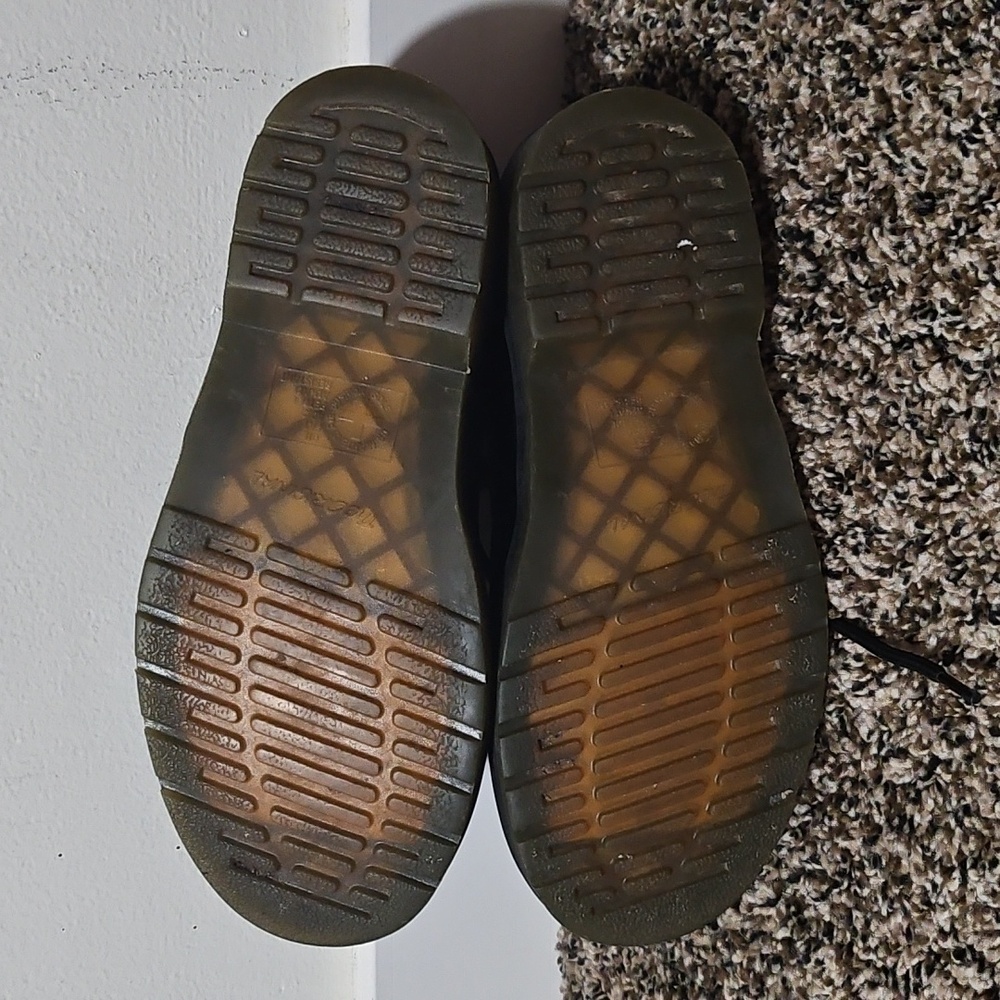 Dr Martens 3 Eyelet Shoes - Picture 5 of 5
